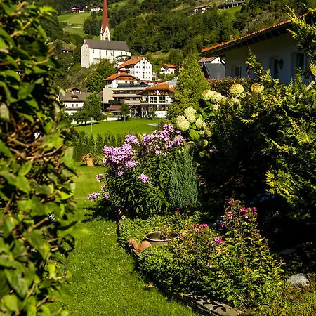 Garni Fischer